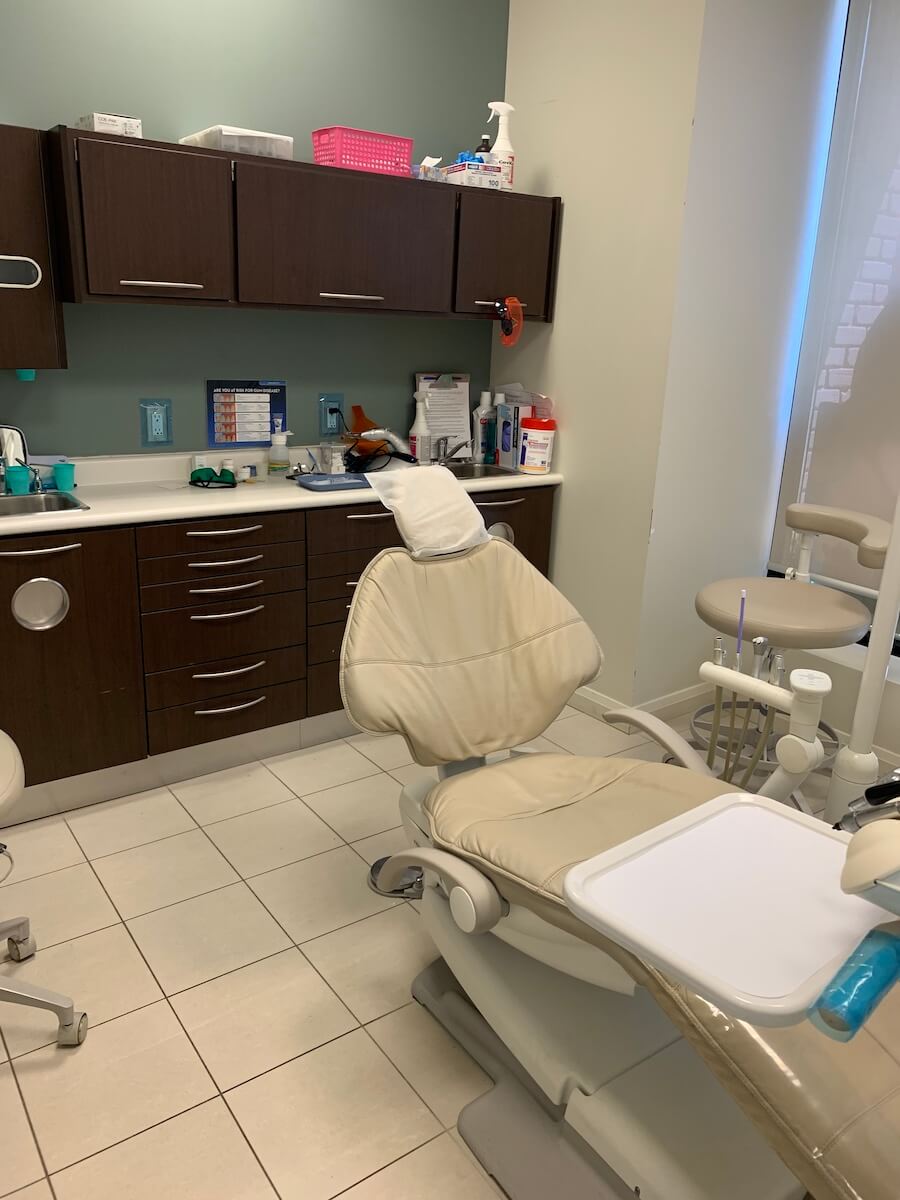 MEK Dental Office Image 1